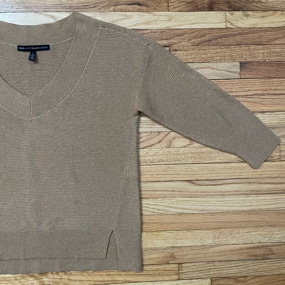 White House Black Market - Sweater - Picture 6 of 11